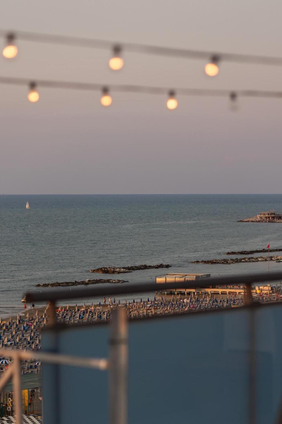 Hotel Golf Cattolica Buitenkant foto