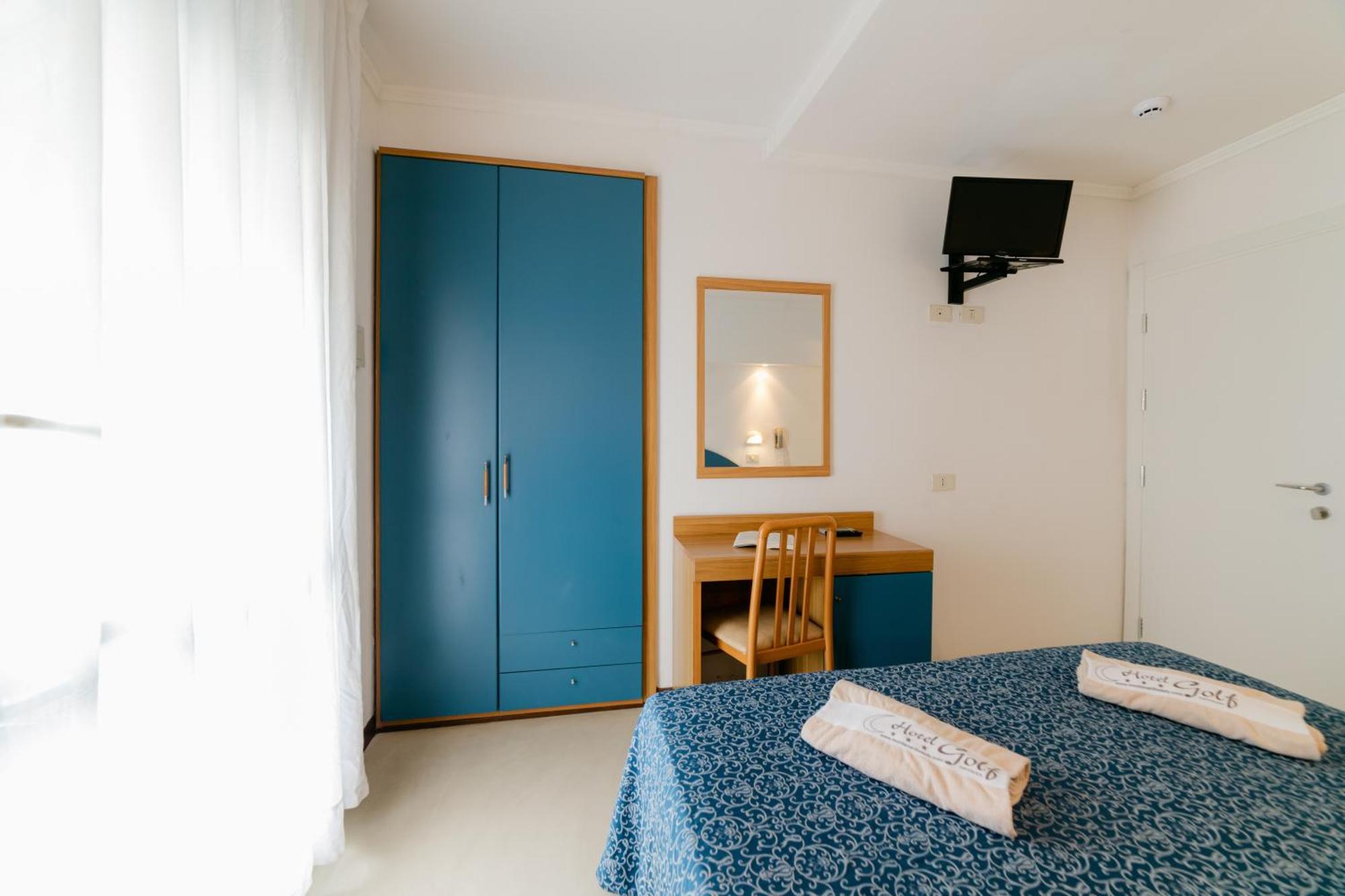 Hotel Golf Cattolica Buitenkant foto